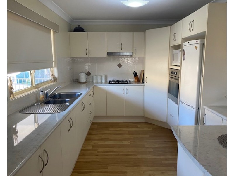 8/94 Island Point Road, St Georges Basin NSW 2540