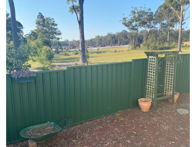 8/94 Island Point Road, St Georges Basin NSW 2540