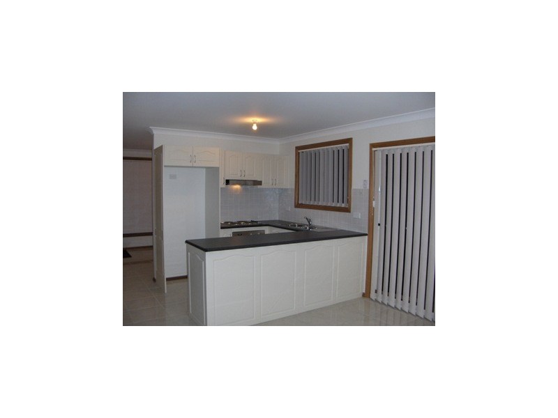 3/11 CARVER COURT, St Georges Basin NSW 2540