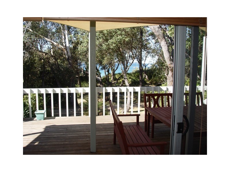 154 Elizabeth Drive, Vincentia NSW 2540