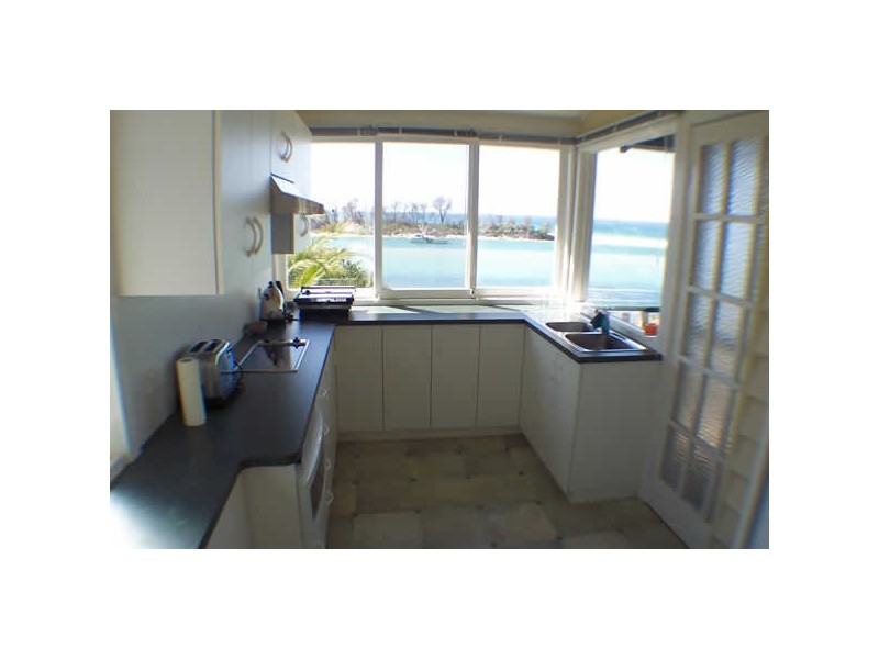 8 ADMIRALTY CRESCENT, Huskisson NSW 2540