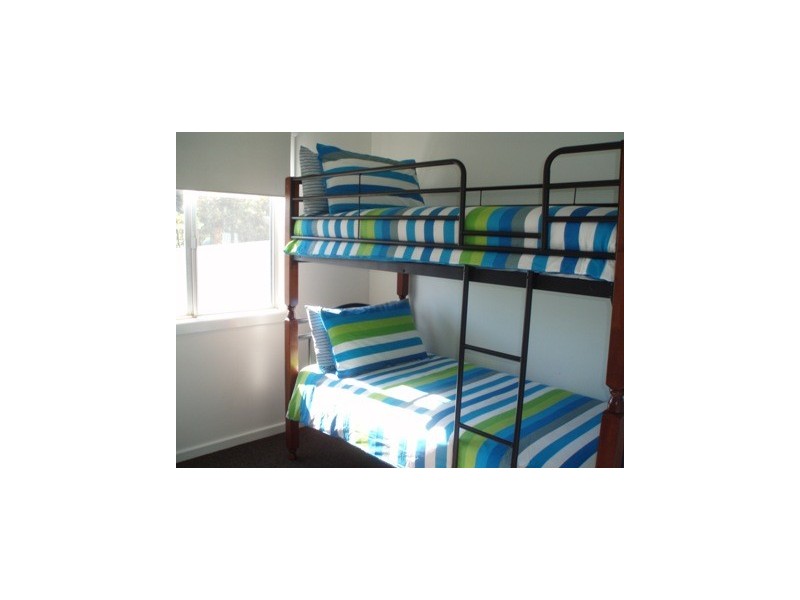 235 WALMER AVE, Sanctuary Point NSW 2540