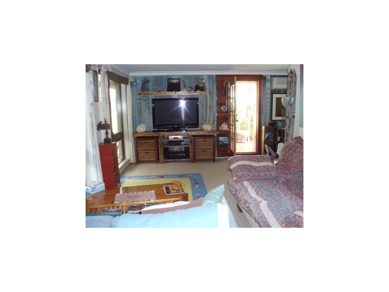 9 HUNT STREET, Old Erowal Bay NSW 2540