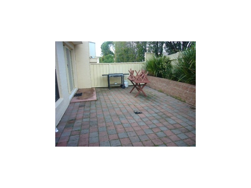 14/15 Wood Crescent, Huskisson NSW 2540