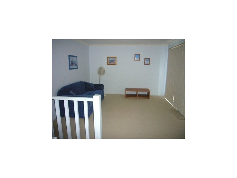 14/15 Wood Crescent, Huskisson NSW 2540