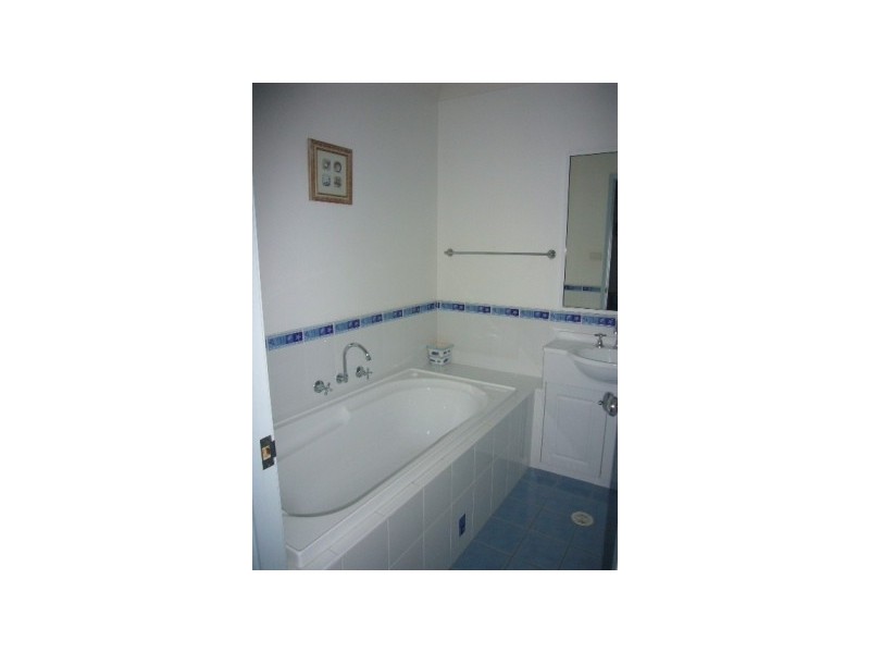 14/15 Wood Crescent, Huskisson NSW 2540