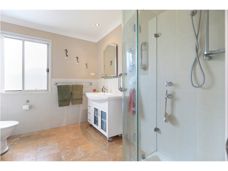 2/22 Fitzpatrick Street, Old Erowal Bay NSW 2540