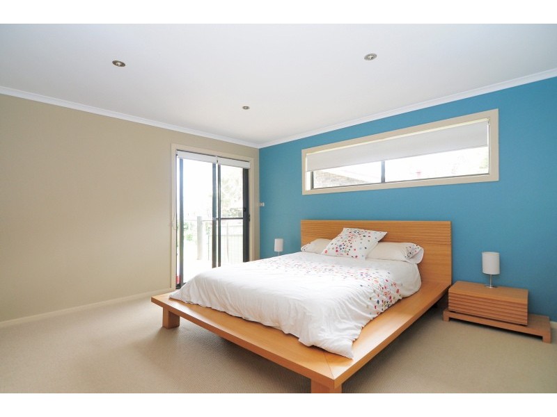 3 Bruce St, St Georges Basin NSW 2540