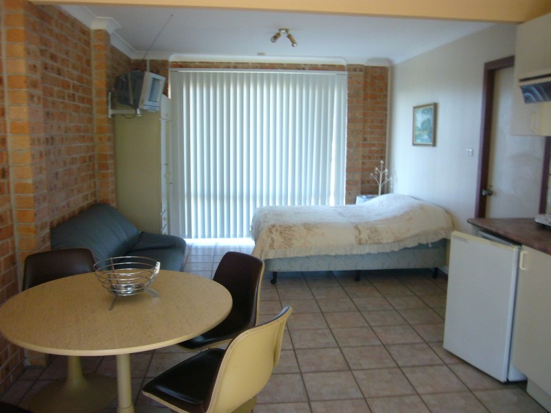 33 AVENUE ST GEORGE, Vincentia NSW 2540