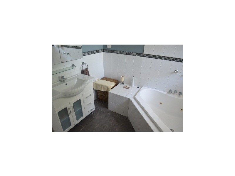 47 CLIFTON STREET, Sanctuary Point NSW 2540