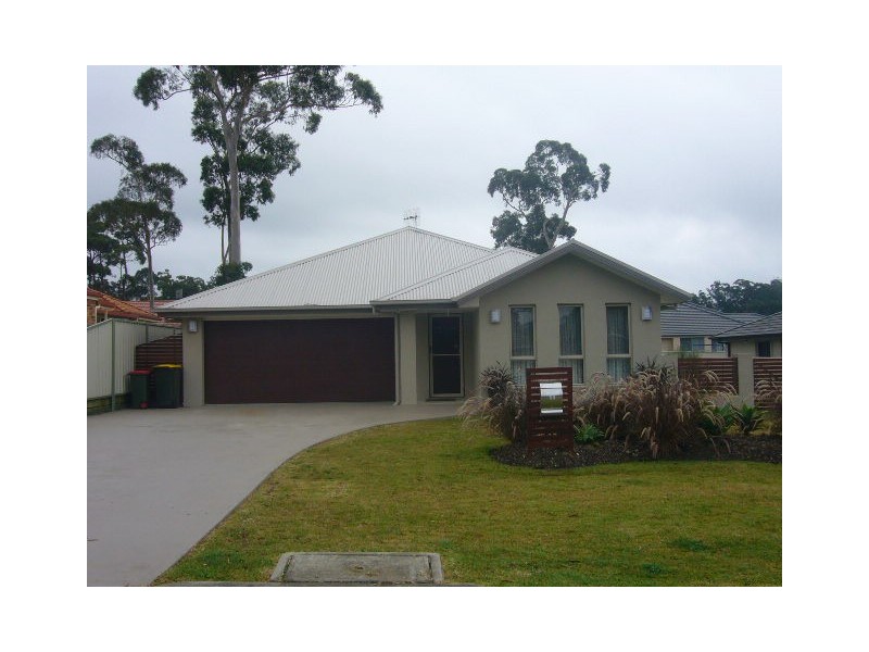 11 Maxwell Crescent, Sanctuary Point NSW 2540