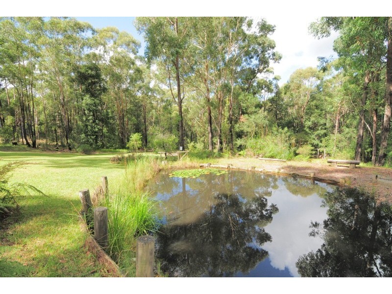 35 McArthur Drive, Falls Creek NSW 2540