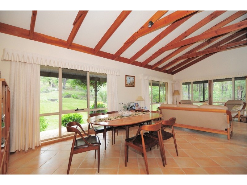 35 McArthur Drive, Falls Creek NSW 2540