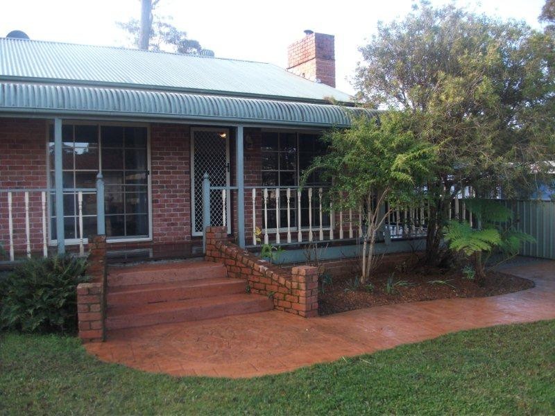 17 Roulstone Crescent, Sanctuary Point NSW 2540