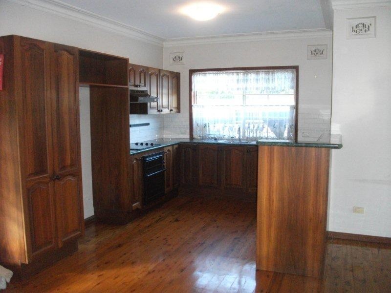 17 Roulstone Crescent, Sanctuary Point NSW 2540