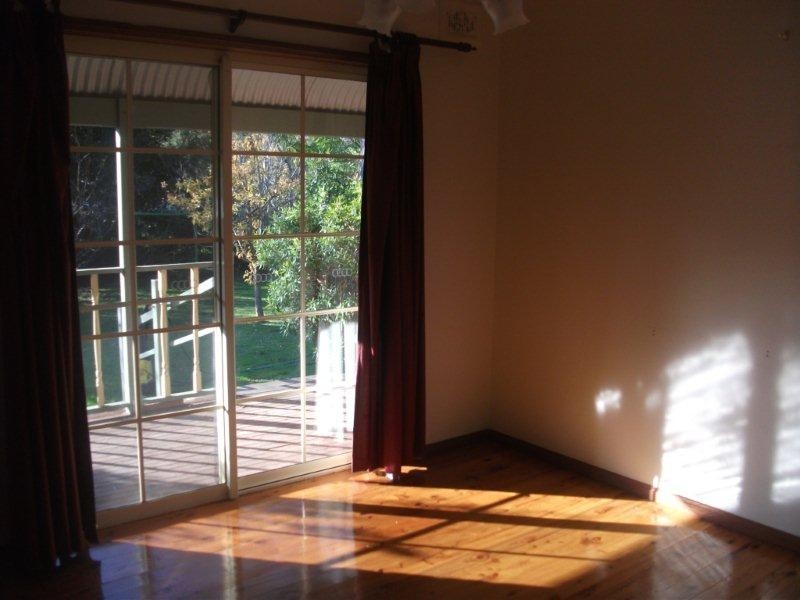 17 Roulstone Crescent, Sanctuary Point NSW 2540