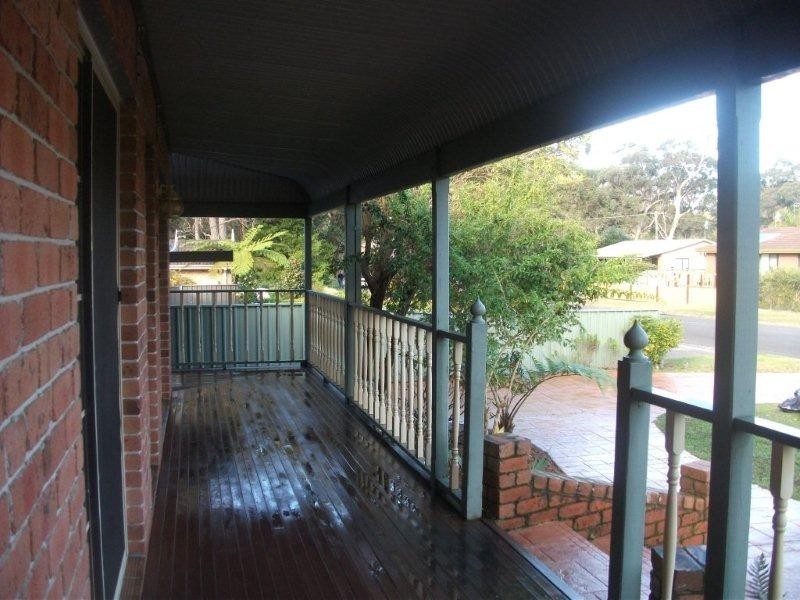 17 Roulstone Crescent, Sanctuary Point NSW 2540