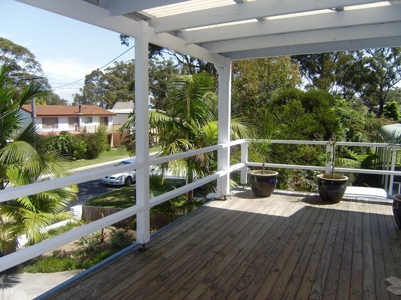 25 Bruce Street, St Georges Basin NSW 2540