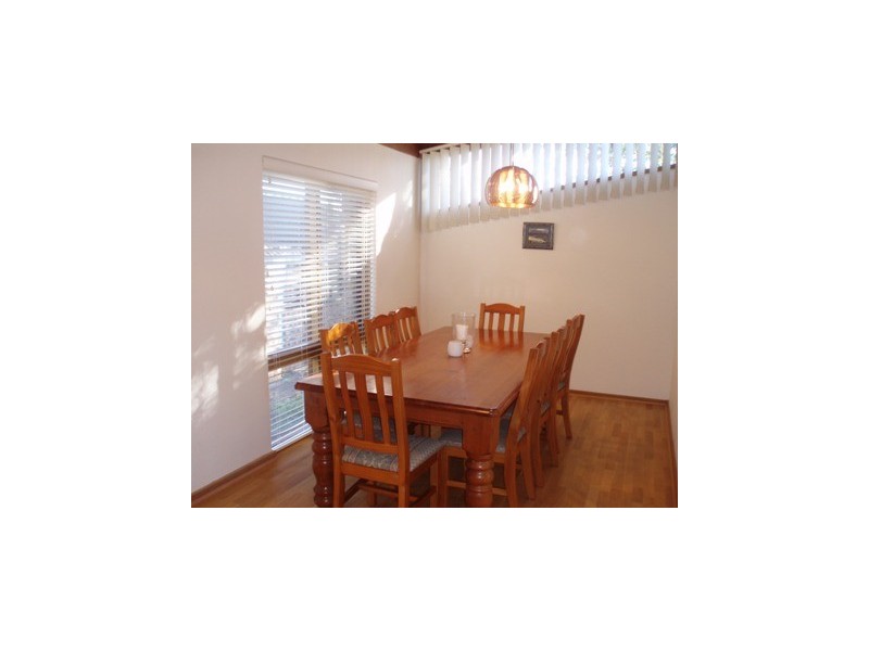 4 Lanyon Rd, Vincentia NSW 2540