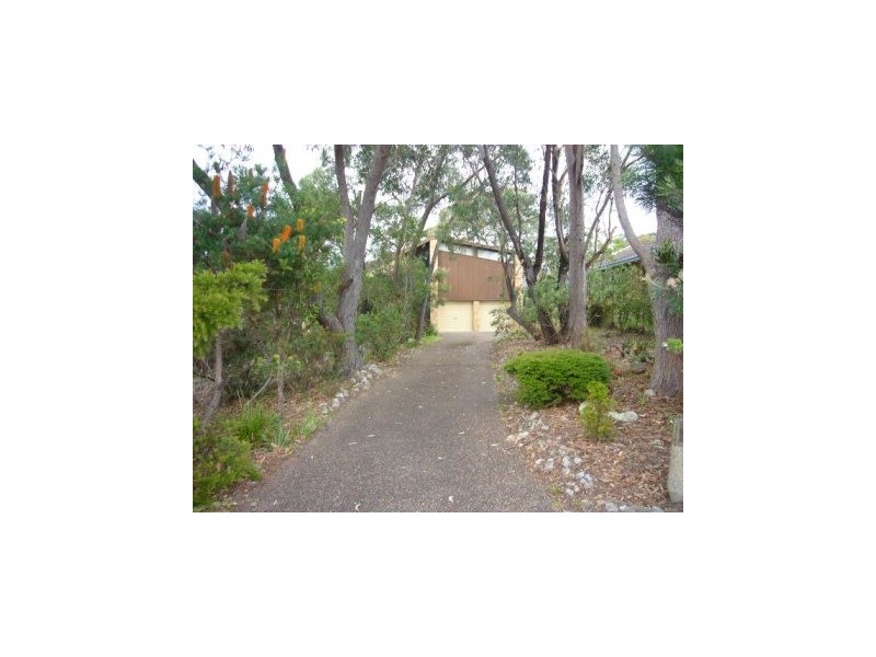 4 Lanyon Rd, Vincentia NSW 2540