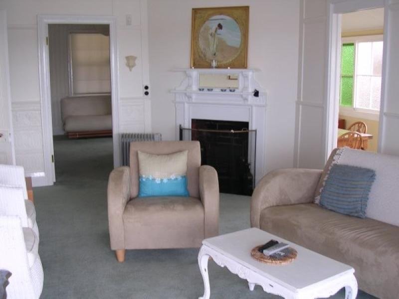 8 Admiralty Crescent, Huskisson NSW 2540