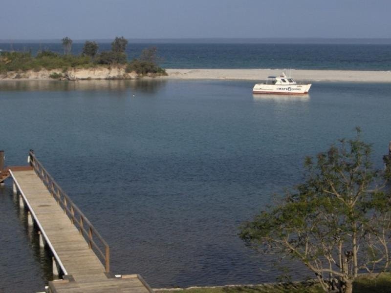 8 Admiralty Crescent, Huskisson NSW 2540