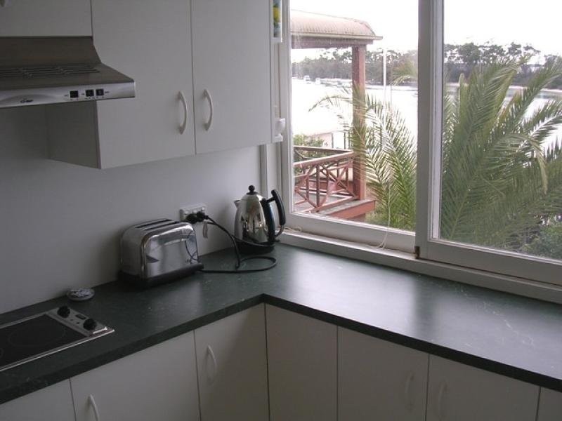 8 Admiralty Crescent, Huskisson NSW 2540
