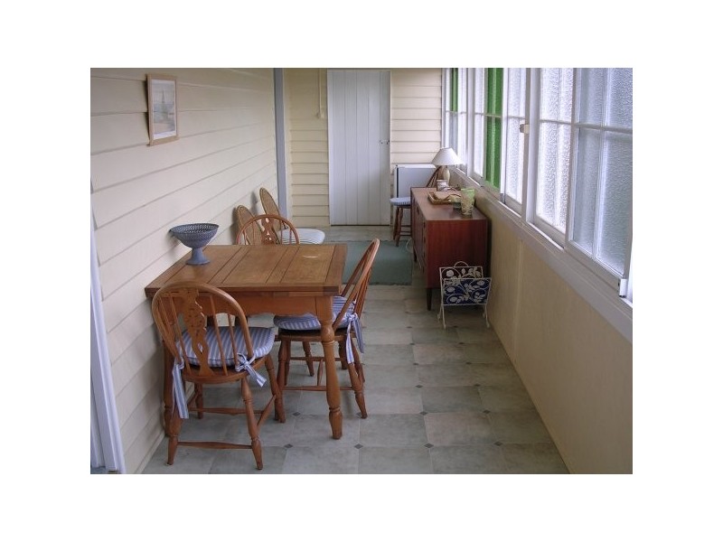 8 Admiralty Crescent, Huskisson NSW 2540
