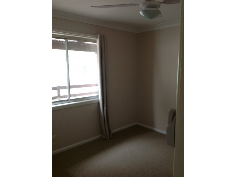 4 McGowan Parade, Old Erowal Bay NSW 2540