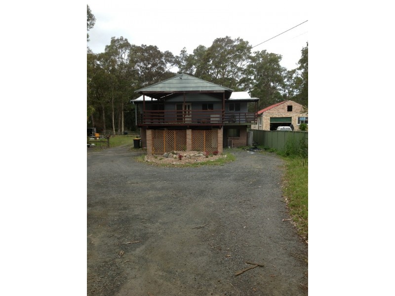 4 McGowan Parade, Old Erowal Bay NSW 2540