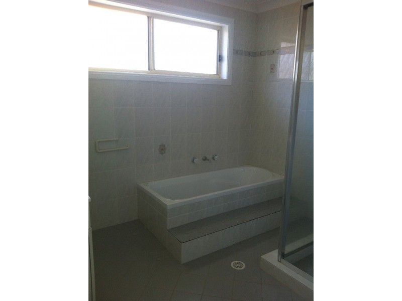 51 Saumarez Street, Vincentia NSW 2540