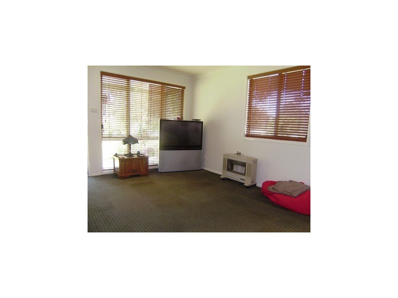 25 Mernie Street, Old Erowal Bay NSW 2540