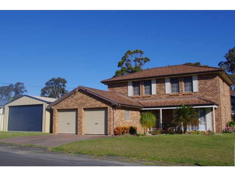 2 Dunisla Street, Sanctuary Point NSW 2540