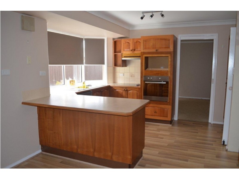 2 Dunisla Street, Sanctuary Point NSW 2540