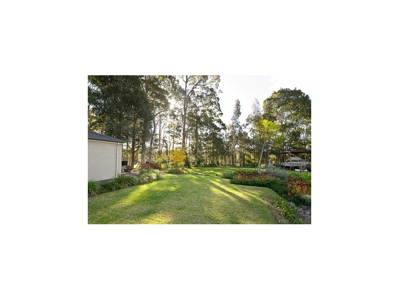 25 Streamside Street, Woollamia NSW 2540