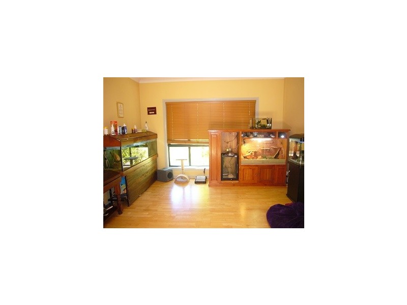 11 Park Road, St Georges Basin NSW 2540