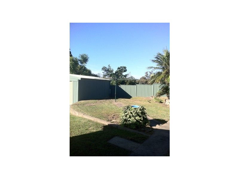 98 West Birriley Street, Bomaderry NSW 2541