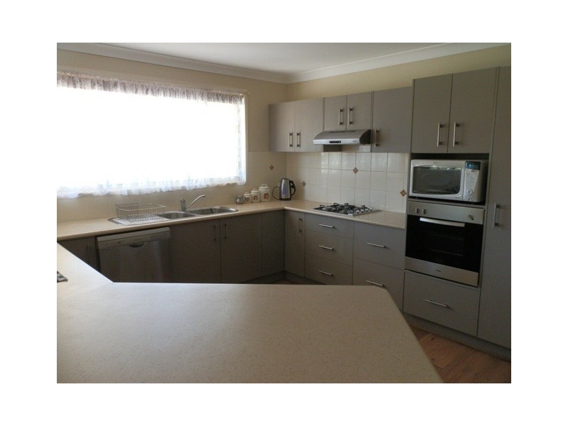 25 Carmel Drive, Sanctuary Point NSW 2540