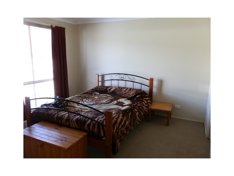 25 Carmel Drive, Sanctuary Point NSW 2540