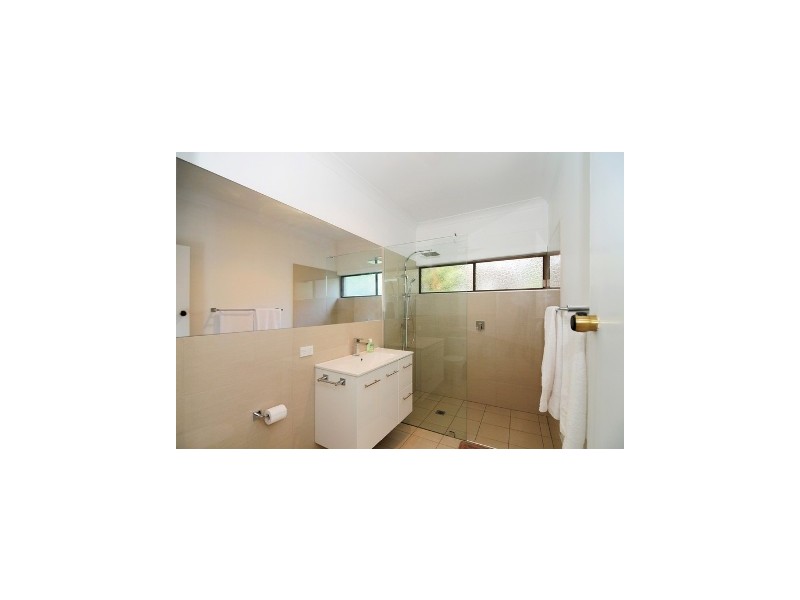 29 Lachlan Cres, St Georges Basin NSW 2540