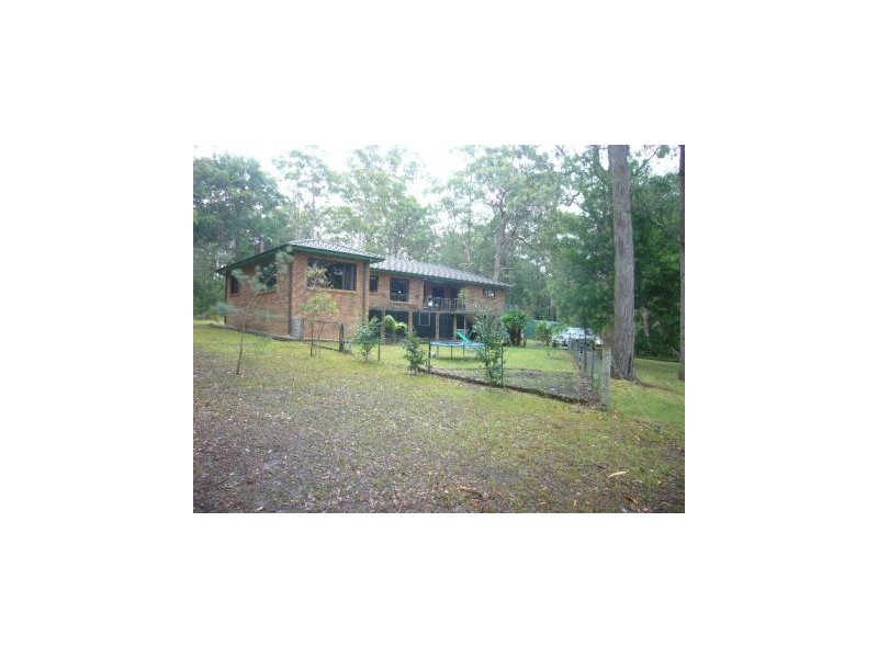 16 Fairfax Rd, Woollamia NSW 2540