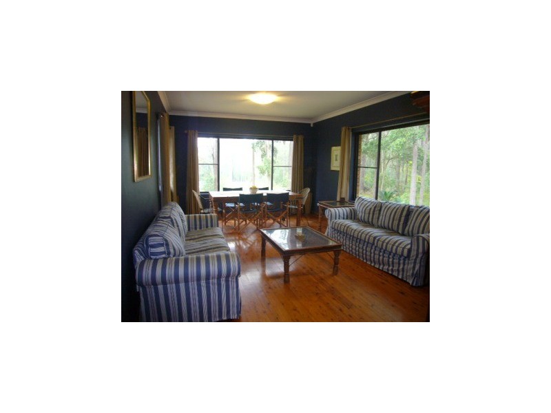 16 Fairfax Rd, Woollamia NSW 2540
