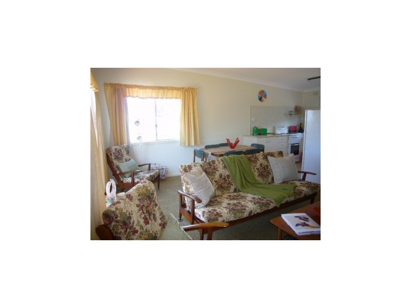 20 Plantation Point Pde, Vincentia NSW 2540