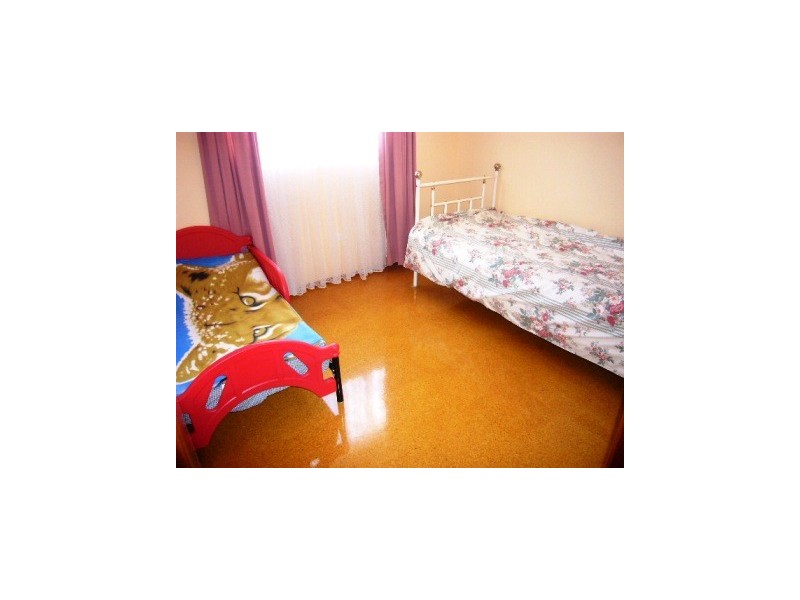 6 Waldegrave Cres, Vincentia NSW 2540