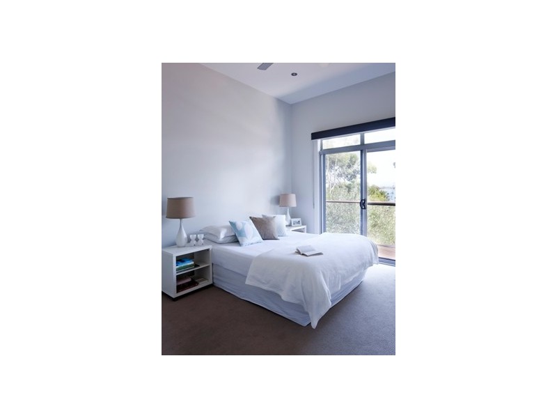 7 Caroline St, Vincentia NSW 2540