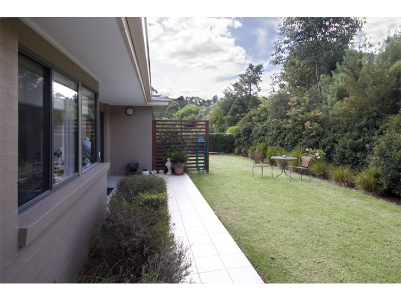 4 Wandera Place, Worrowing Heights NSW 2540