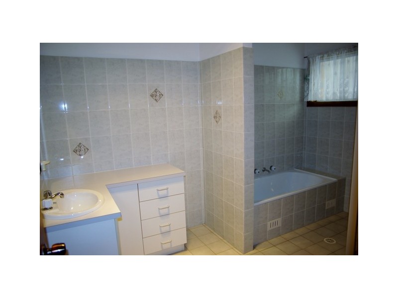 Worrowing Heights NSW 2540