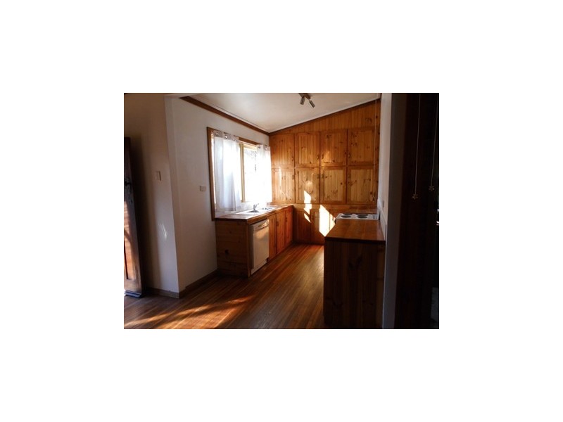 33 Winn Avenue, Basin View NSW 2540