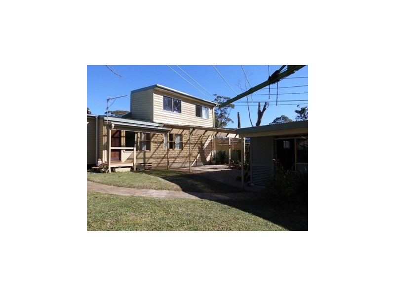 33 Winn Avenue, Basin View NSW 2540