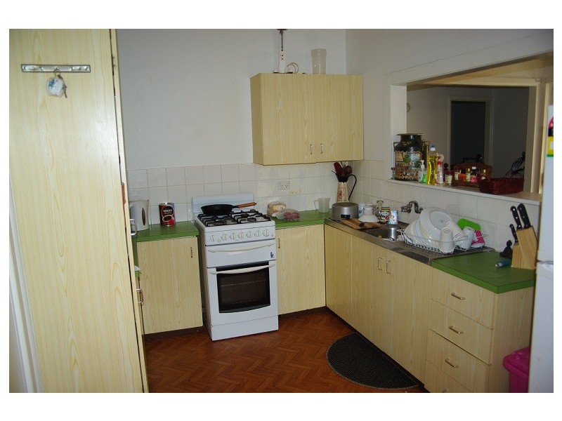 9 Elizabeth Avenue, Nowra NSW 2541